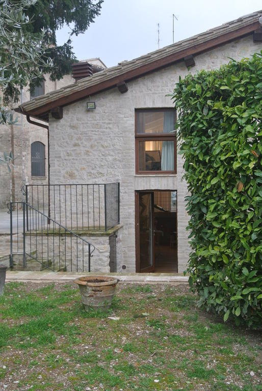 Anfihouse - Assisi Relais Lägenhet Rum bild