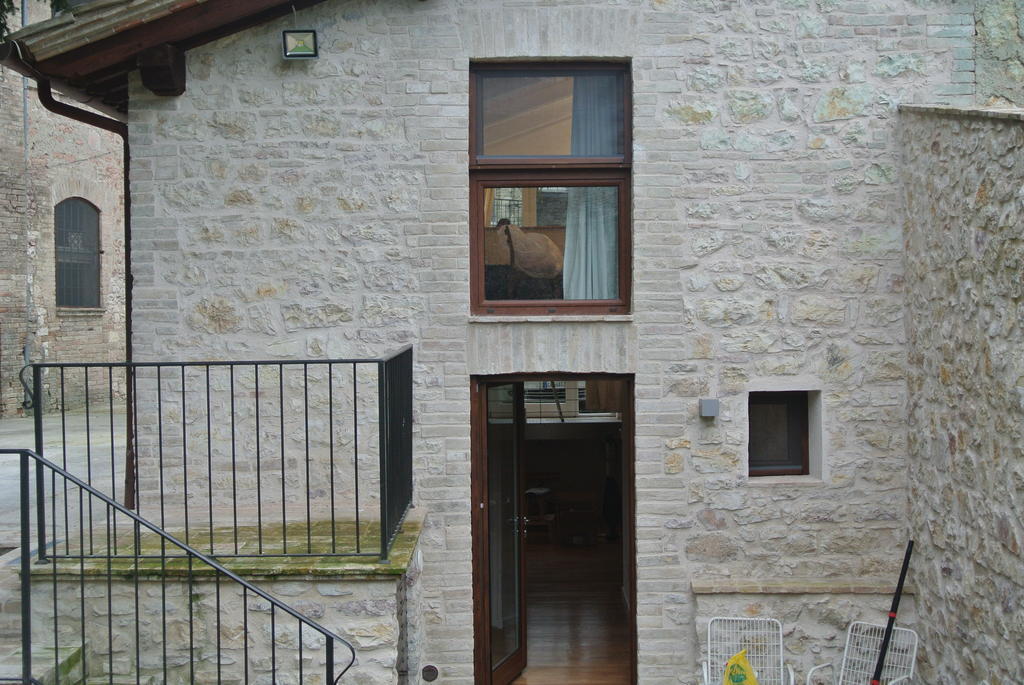 Anfihouse - Assisi Relais Lägenhet Rum bild